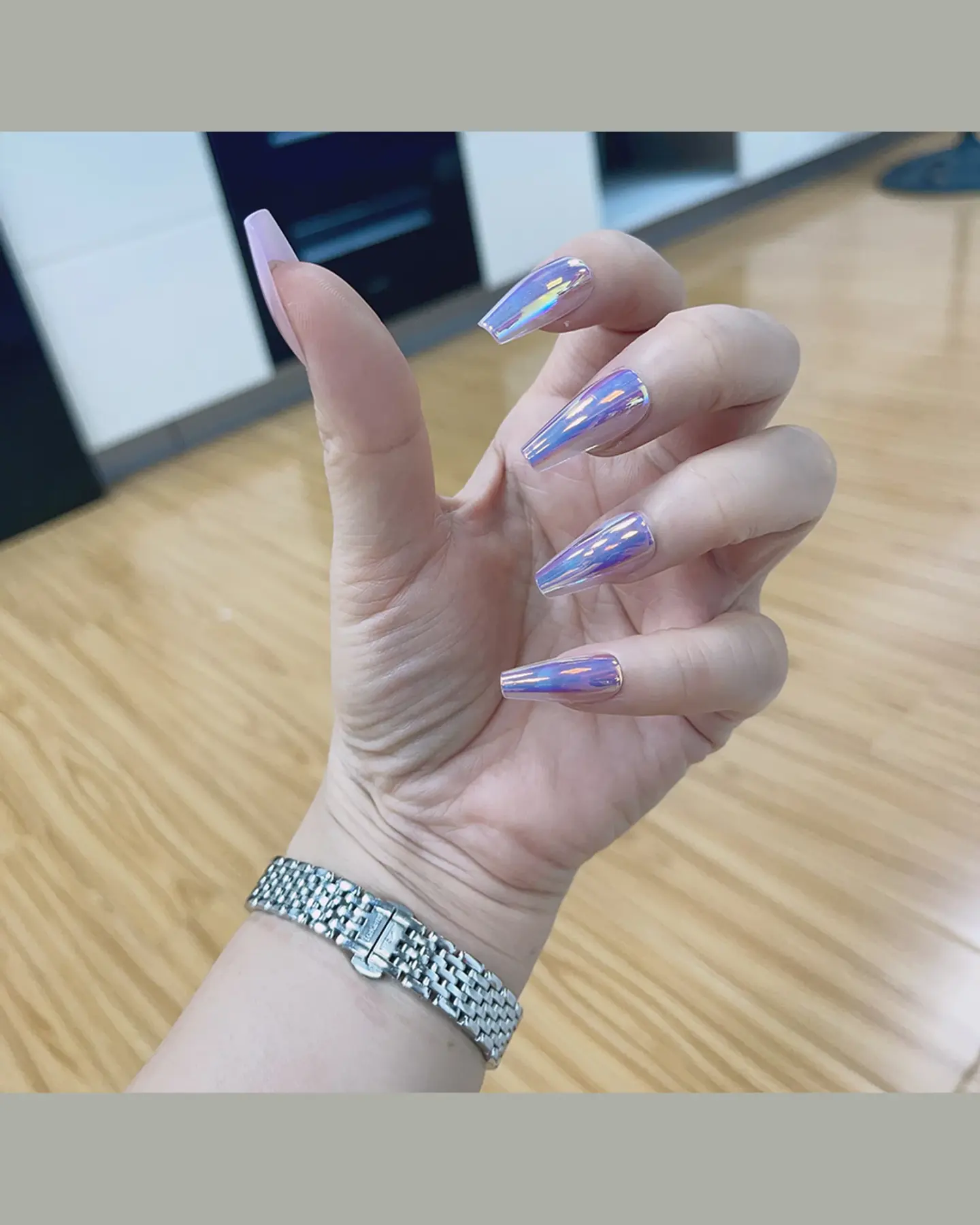 Reusable Press-On Nails, Holographic Cat Eye, 10 Pieces, view 3